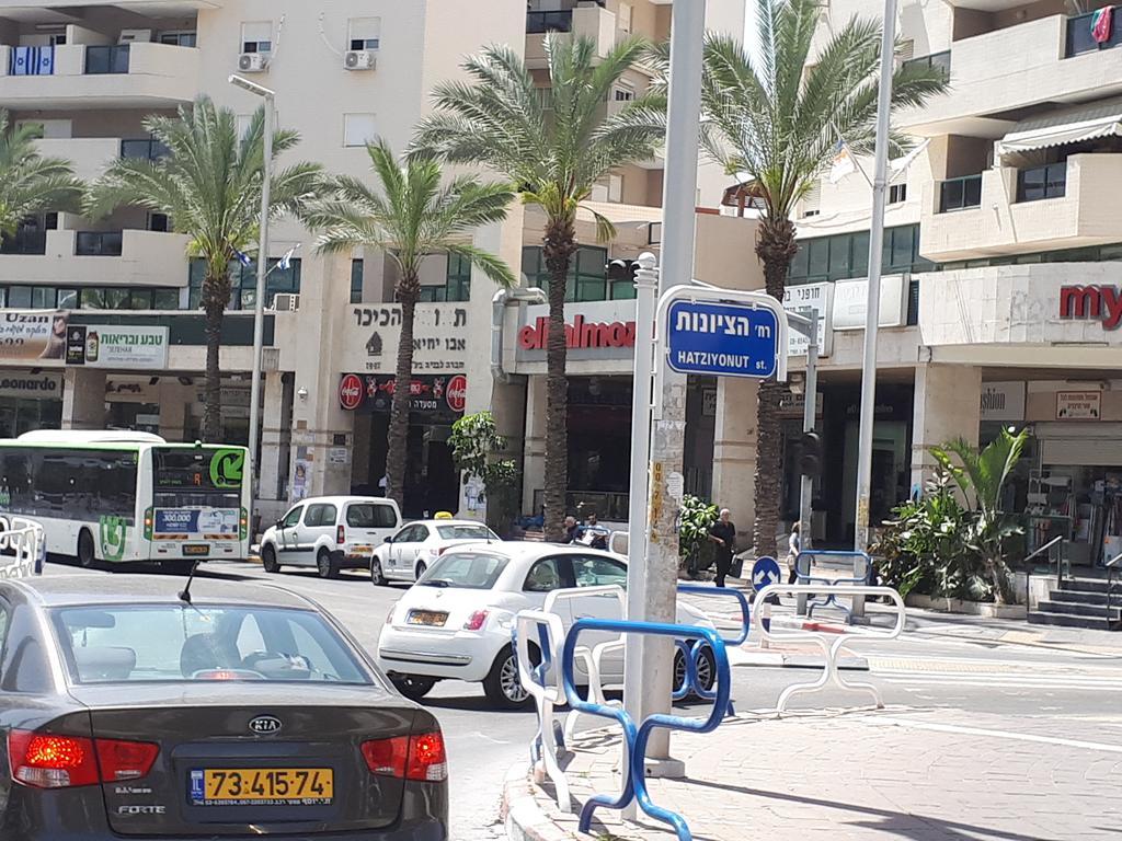 Apartment 2 Bedrooms Central Location Ashdod Exteriör bild