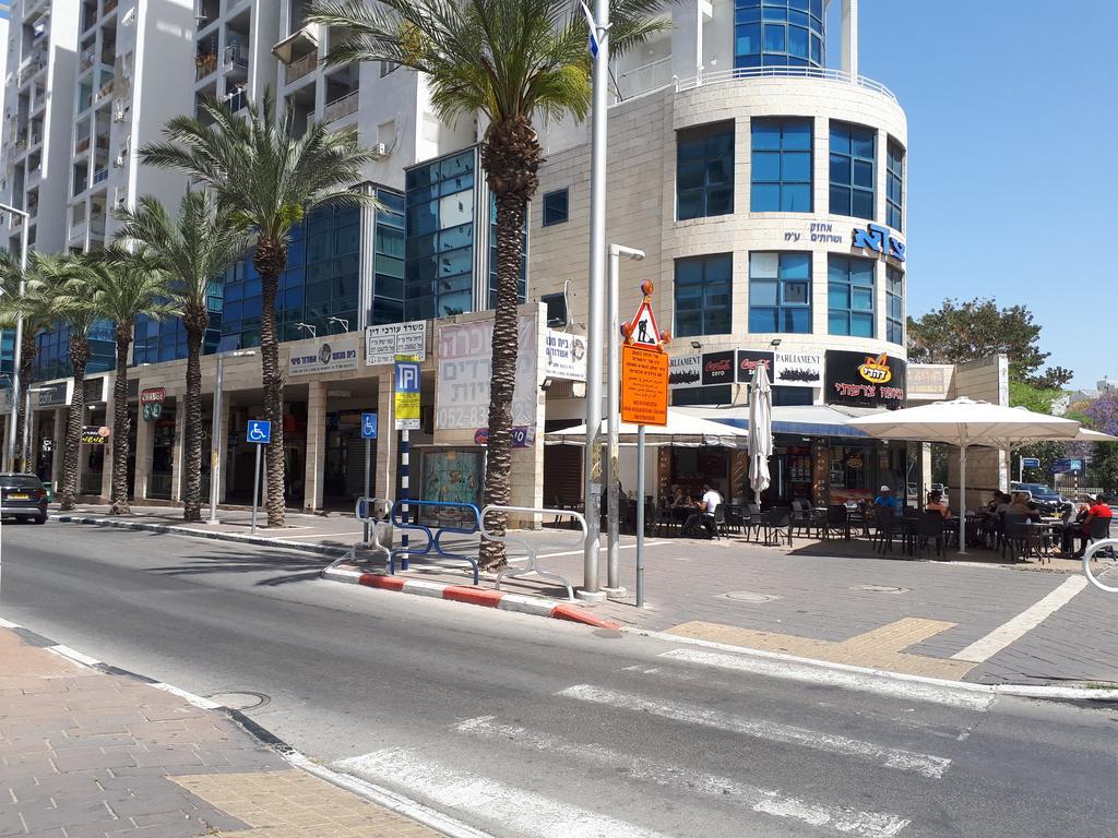 Apartment 2 Bedrooms Central Location Ashdod Exteriör bild