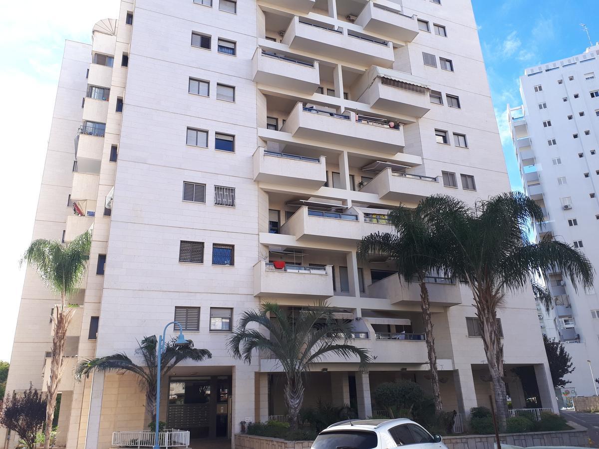 Apartment 2 Bedrooms Central Location Ashdod Exteriör bild