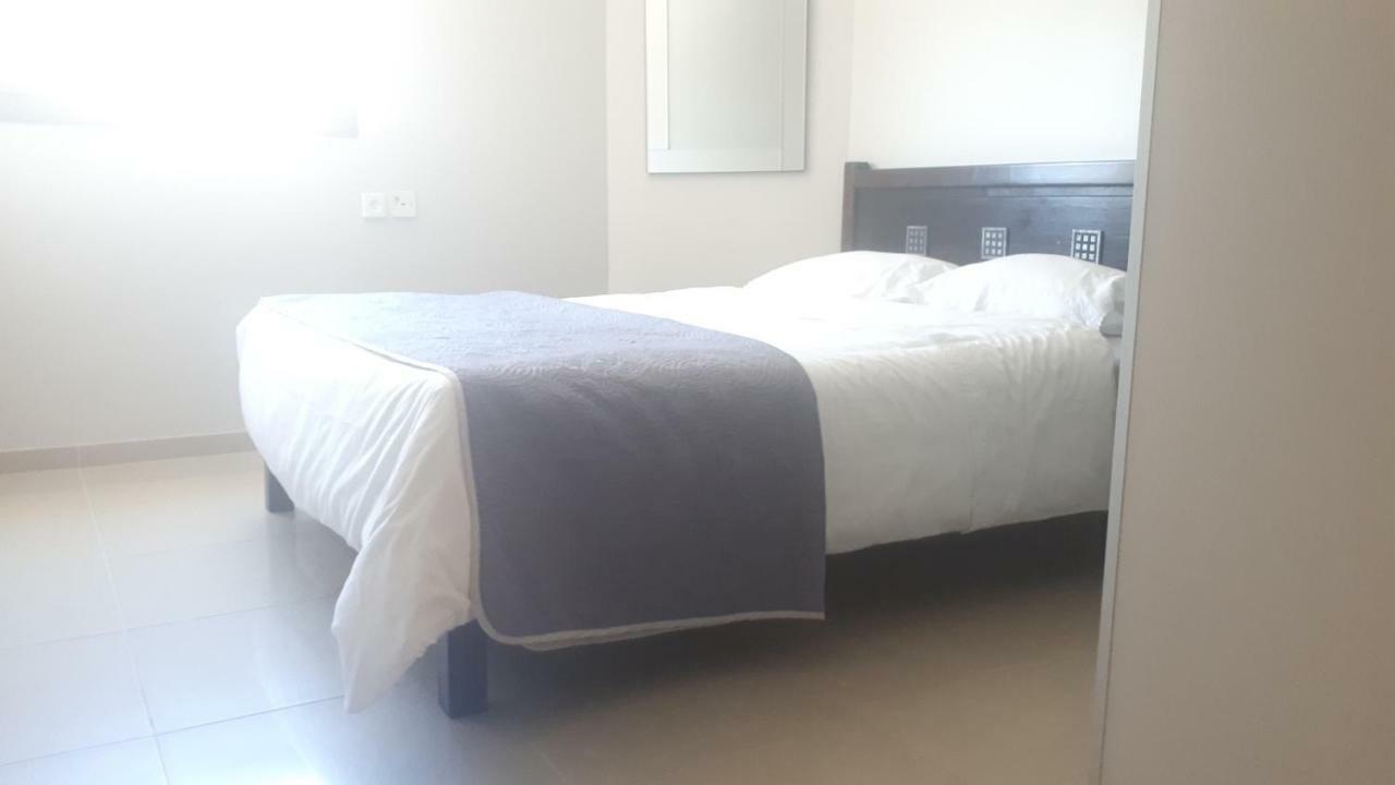 Apartment 2 Bedrooms Central Location Ashdod Exteriör bild