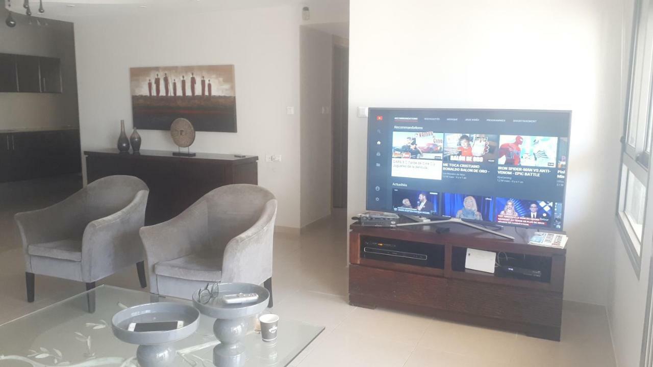Apartment 2 Bedrooms Central Location Ashdod Exteriör bild